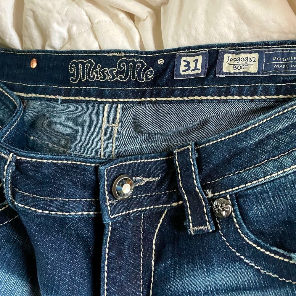 Miss Me jeans never worn